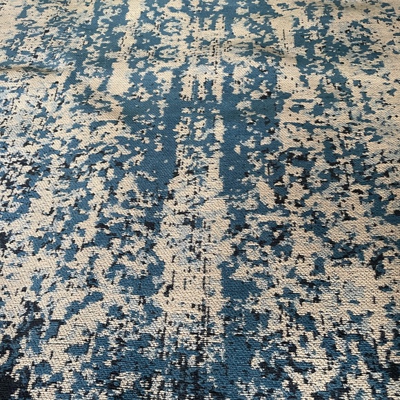 Urban Barn Rug - Picture 3 of 5